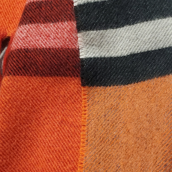 Burberry Style Genuine Wool Red/Orange/Grey Plaid Scarf - Picture 3 of 3